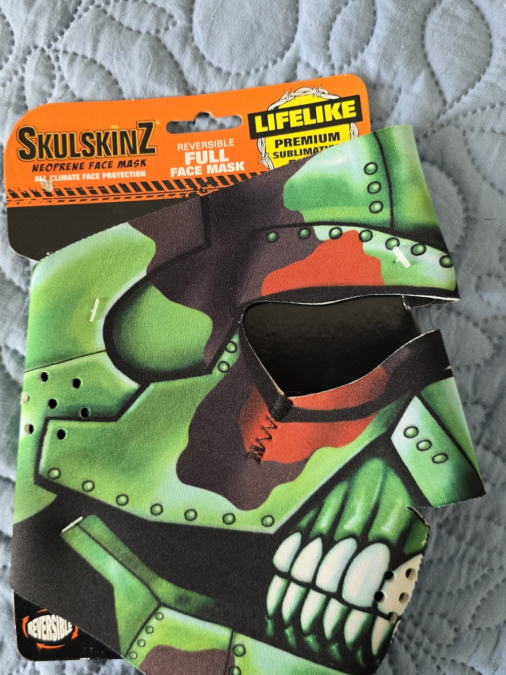 BNWT One SIZE Green AND black Skull Neoprene Full Face Mask